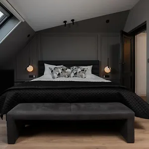 lit-dart-exclusive-boutique-hotel.hotelsantwerp.net/
